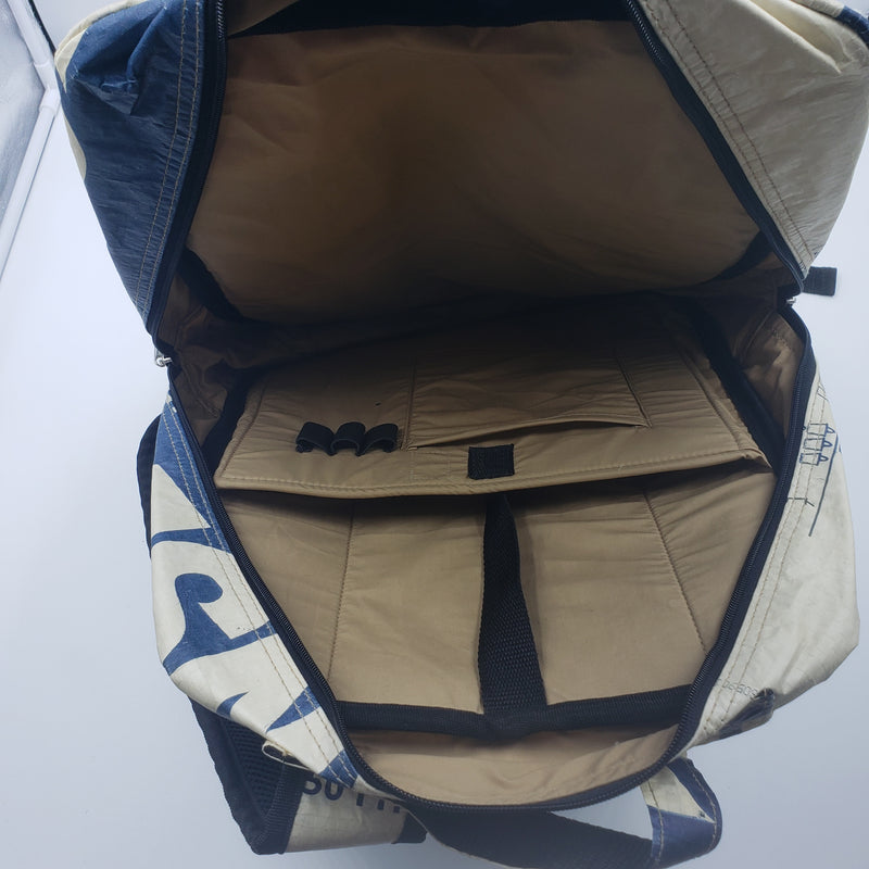 タイヤ素材リュック SR016-2)