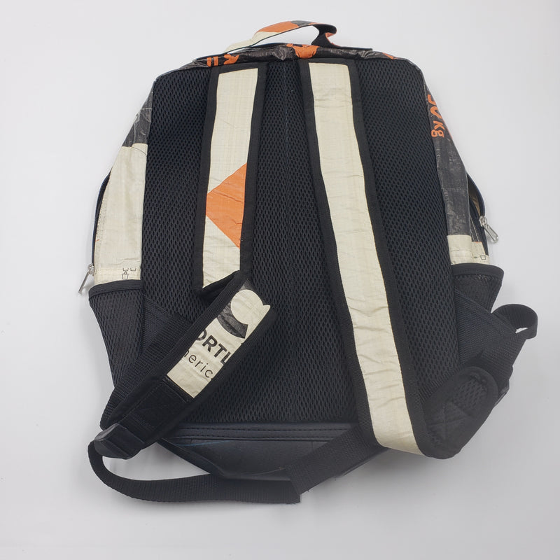 タイヤ素材リュック (SR016-1)