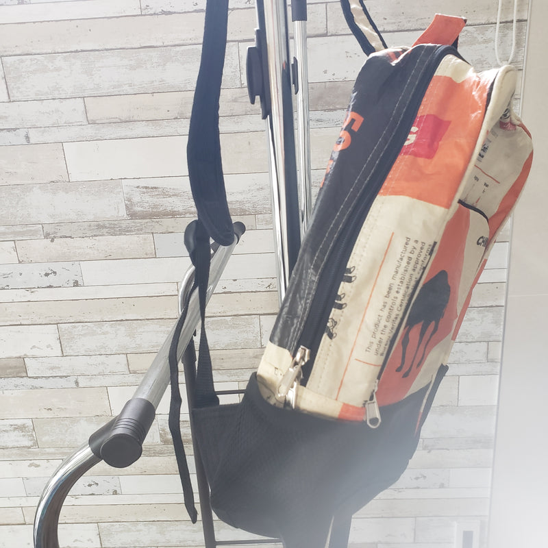 タイヤ素材リュック (SR016-1)